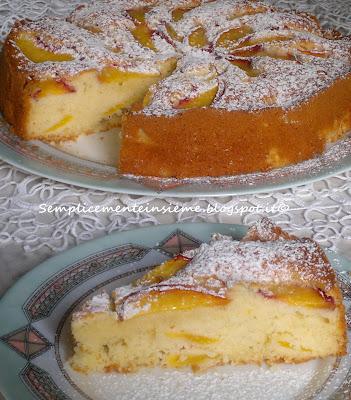 Torta sofficissima con le pesche