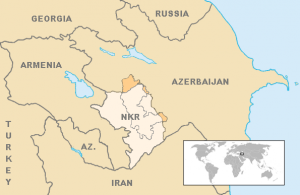 Evidenziato in chiaro il territorio dell'attuale Repubblica del Nagorno Karabagh (in arancione i territori della provincia controllati dall'Azerbaigian)