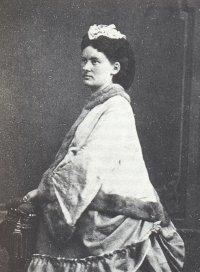  Wanda von Dunajew