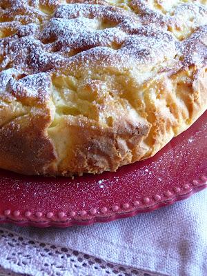 TORTA di RICOTTA, MELE e UVETTA