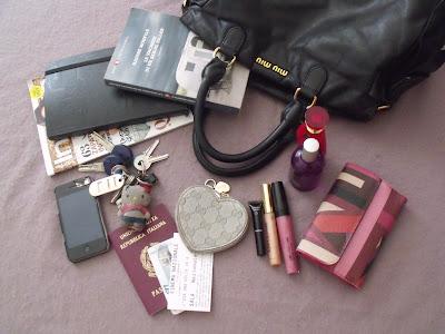 WHAT'S IN MY BAG?