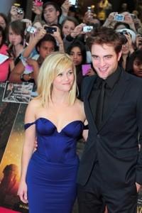  Robert Pattinson cerca pace in un ranch   vetrina gossip 