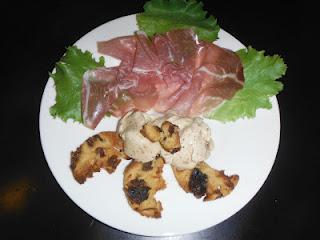 PROSCIUTTO DI PARMA E GELATO AL PANETTONE E FICHI..PER