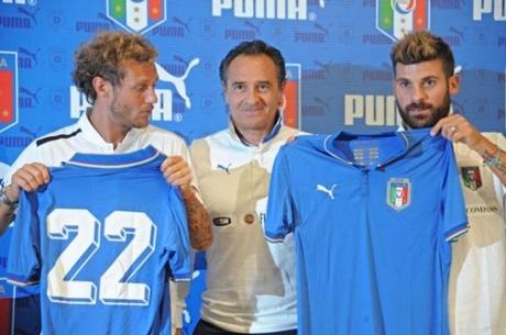 Ce l’ho azzurro – Ferragosto Nazionale mia non ti conosco