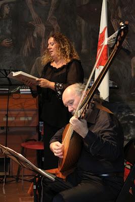 concerto per voce, liuto e macchina fotografica