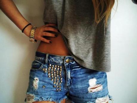 Love love love shorts !