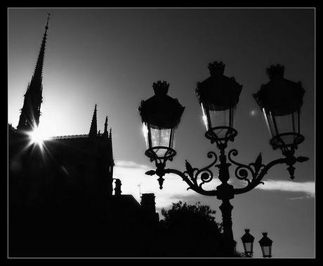 878 Paris Notre Dame 08:34 by I Am Not I, on Flickr