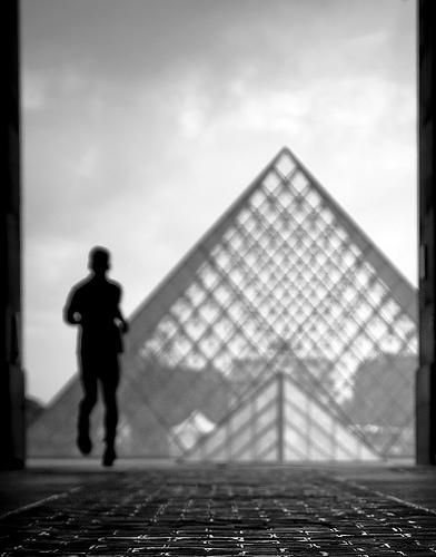 La Pyramide du Louvre by Gregory Bastien, on Flickr