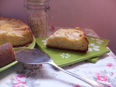 torta di mele e lime allo yogurt