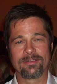 BRAD PITT UBRIACO