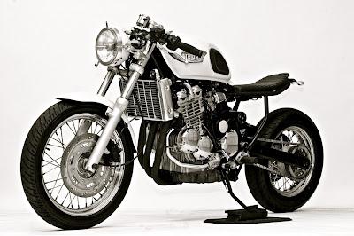 Adventurer by Steel Bent Custom