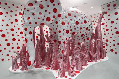 Yoshi Kusama & Louis Vuitton _ Dover Street Market _ Ginza