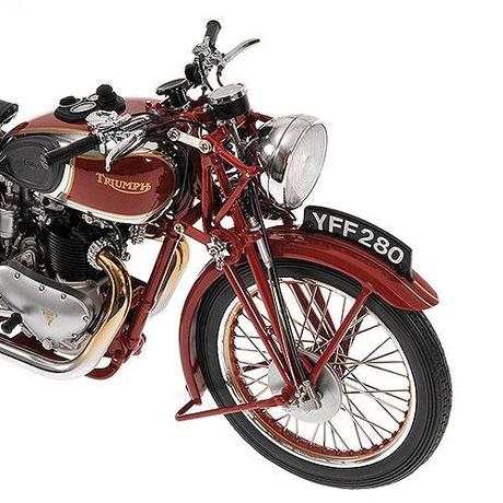 Triumph Speed Twin Red 1939 by Minichamps