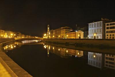 notte a Pisa