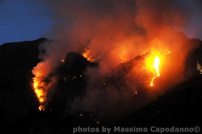 INCENDIO SU POSITANO...