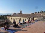 re: corso di YOGA a Camerino (Marche) – final session -