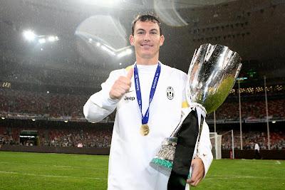 Il Psg tenta la Juventus con 15 milioni per Lichtsteiner