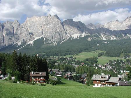 Cortina d'Ampezzo: fantasmi nella Conca? 