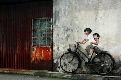 Ernest Zacharevic: la Street Art arriva in Malesia, a Penang