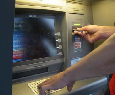 Skimming: la clonazione fraudolenta di carte di credito e bancomat, in aumento a causa di gruppi criminali organizzati. Come difendersi?