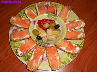 Crostini con stracchino e salmone