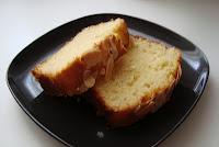 PLUM-CAKE CIOCCOLATO BIANCO E MANDORLE