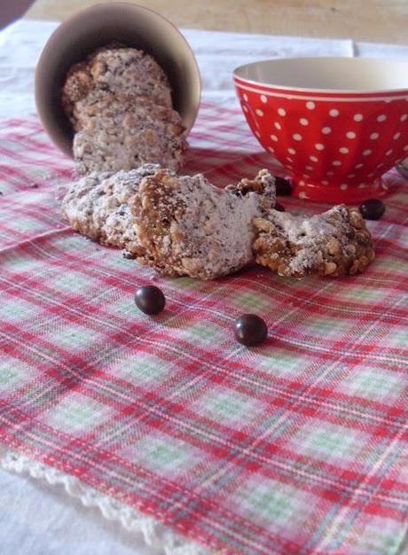 Biscotti ai 5 Cereali riso soffiato e cioccolato