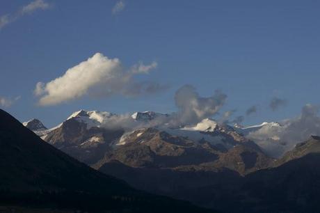 Clouds over the mountains - my new tripod