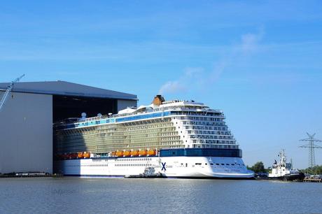 Foto Notizia: Celebrity Reflection pronta per il battesimo del mare