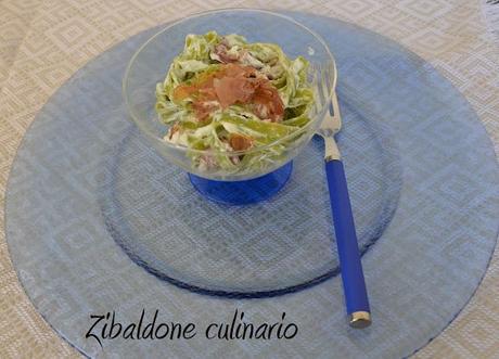 Tagliatelle verdi in coppa con speck e bagoss