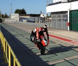 Superbike: si concludono a Misano i test per l’Aprilia RSV4