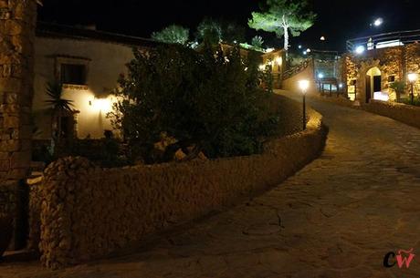 Casale del Golfo by night