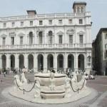 Bergamo Alta: piazza Vecchia diventa giardino fino al 16 settembre