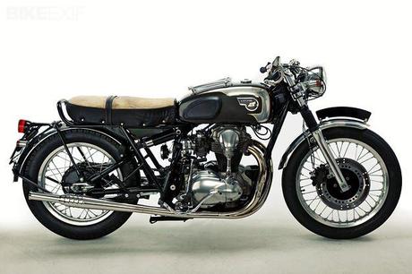 Classic Japanese Motorbike : Kawasaki W