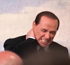 SILVIO BERLUSCONI CADE A VILLA CERTOSA