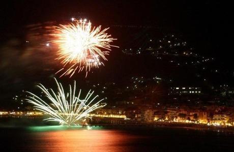 Andora: fuochi d'artificio in arrivo, ore 22 e 30 presso il Molo Heyerdahl