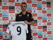 Berbatov Fulham, conclude l'incredibile tormentone mercato