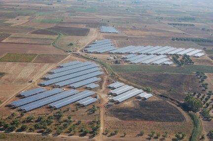 Sardegna: A San Cosimo di Giave, Enervitabio. Fotovoltaico utile nell’agricoltura