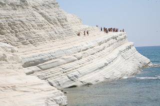 IL COMUNE DI REALMONTE (AG) E LA SCALA DEI TURCHI.