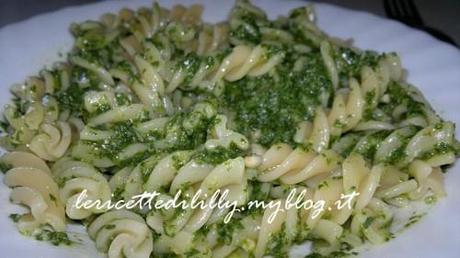 fusilli,pesto,di,rucola,