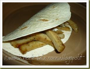 Piadina con seitan alla piastra, cipollotto fresco e insalata verde (8)