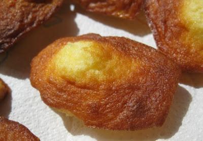 Nuvole dolci e profumate ovvero Les Madeleines al miele e sciroppo d'acero