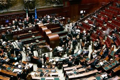 Letterina aperta ai nostri Politici della SCU – Sacra Casta Unita.