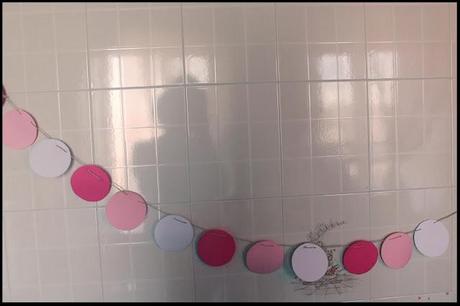 DIY: Polka dots garland