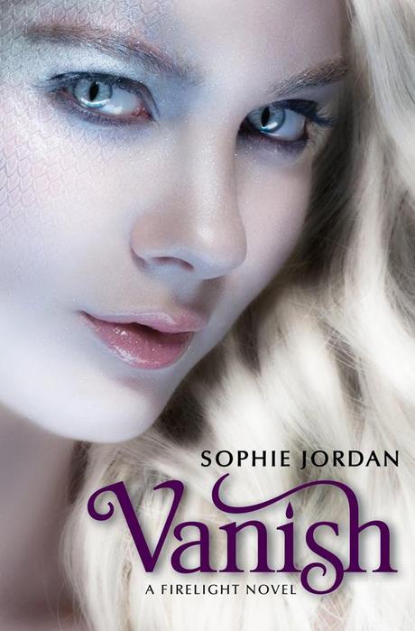 Anteprima Vanish La Traditrice di Sophie Jordan. Tornano le avventure dei Draki in libreria