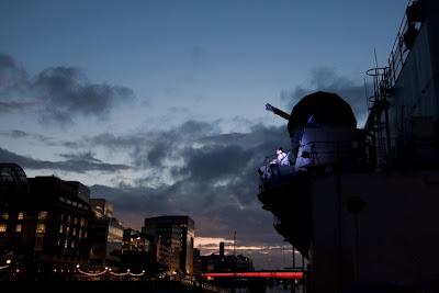 Orlando Gough performing - Photo by Jim Banks - www.thamesfestival.org