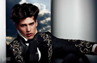 Simon Van Meervenne in Dolce & Gabbana sulla covers di Numéro Homme China