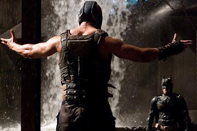 Recensione: The Dark Knight Rises (Il Cavaliere Oscuro- Il Ritorno) Recensione: The Dark Knight Rises (Il Cavaliere Oscuro- Il Ritorno)