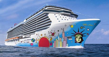 Norwegian Cruise Line: svelato l’artwork della carena della Norwegian Breakaway progettato dal leggendario artista Peter Max