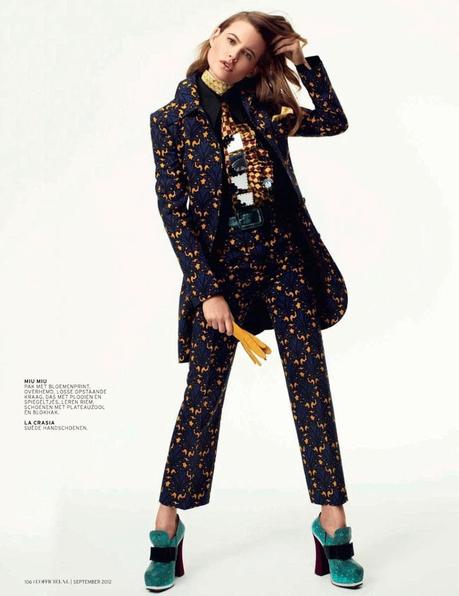 MAGAZINE | Behati Prinsloo per L’Officiel Netherlands Settembre 2012